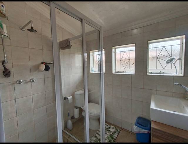 3 BEDROOM HOUSE FOR SALE IN VANDERBIJLPARK SW 5